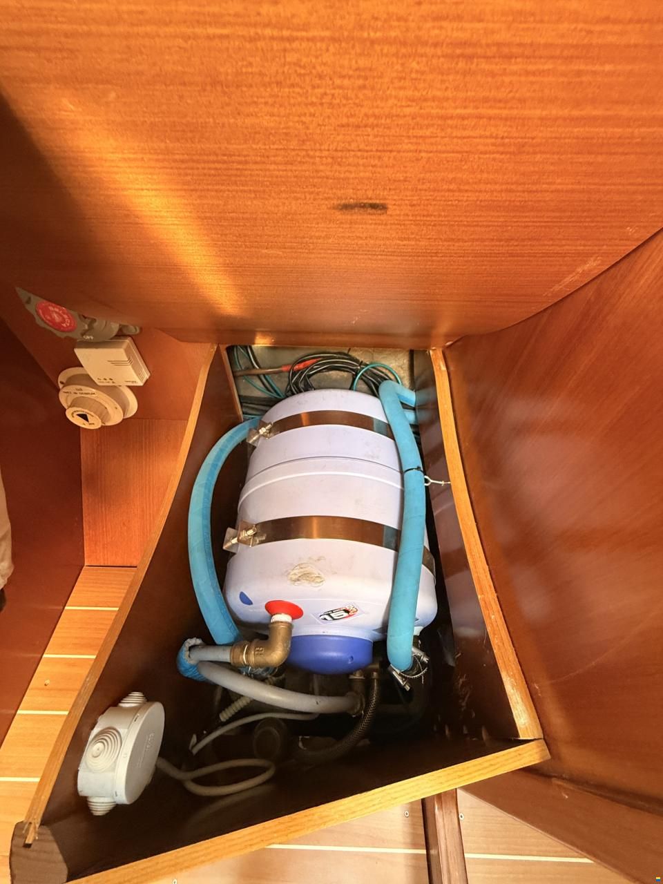 Grand Soleil 37