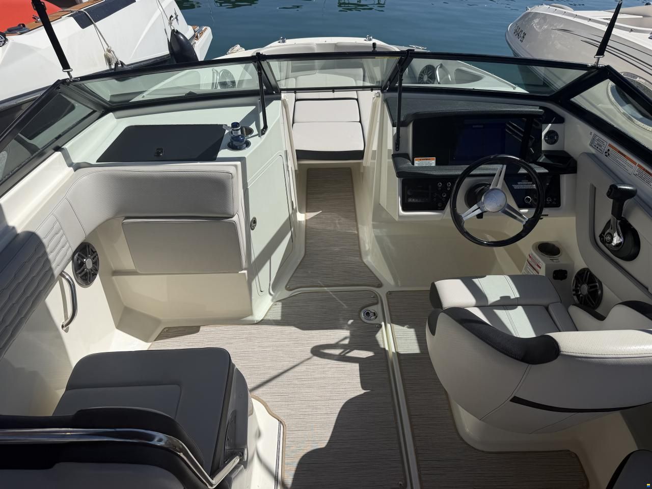 Sea Ray Spx 210