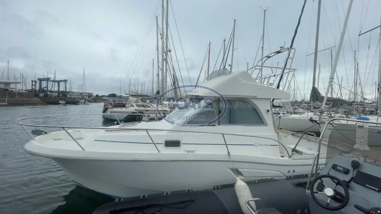 Beneteau Antares 7.55
