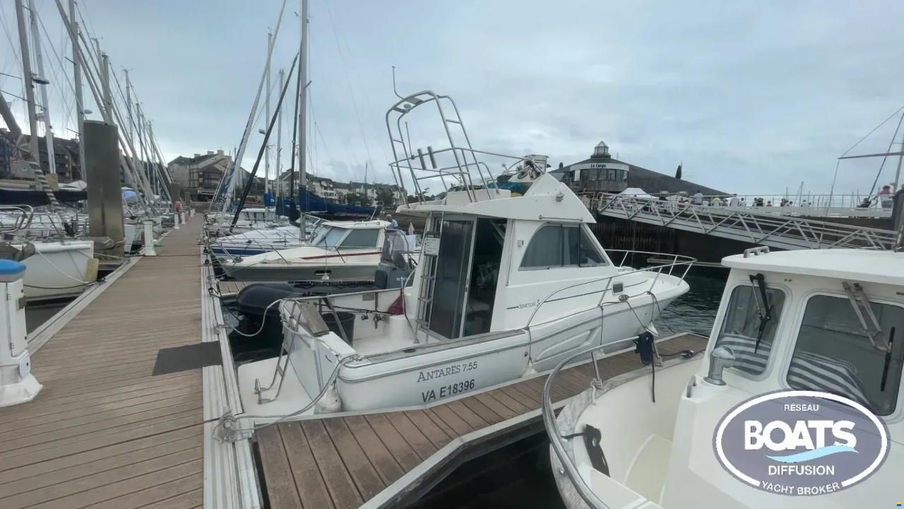 Beneteau Antares 7.55