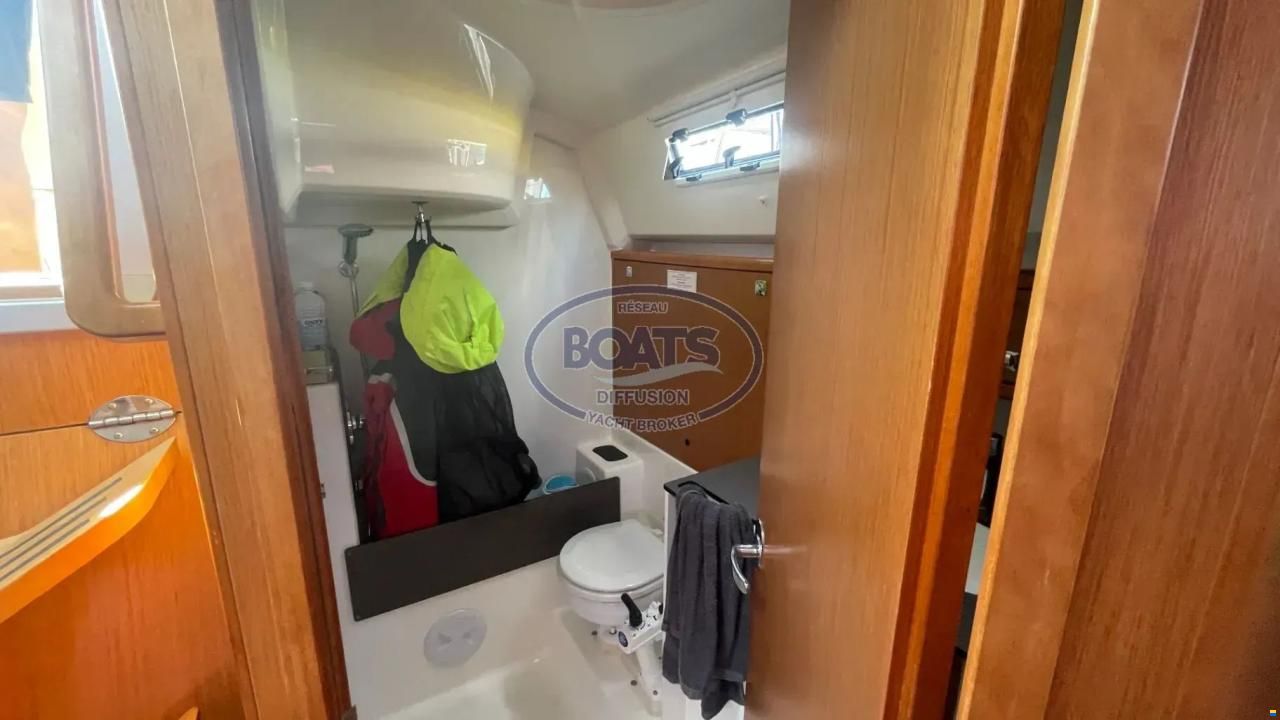 Bavaria 37 cruiser