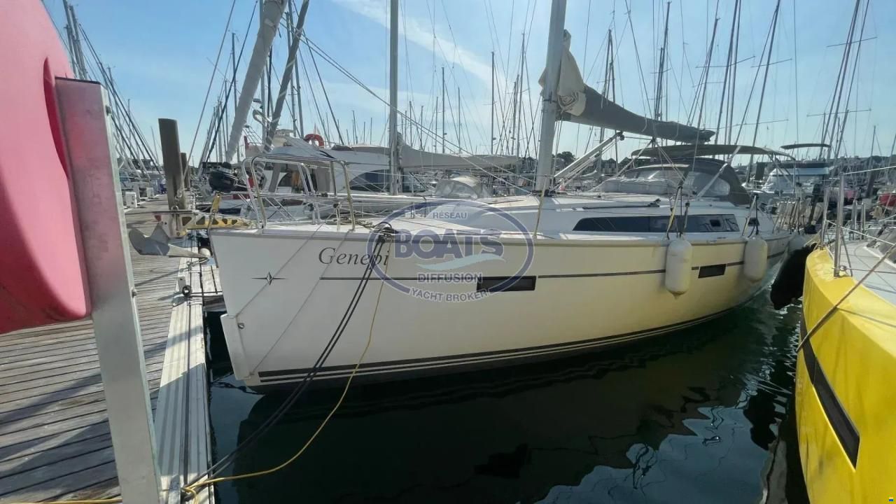Bavaria 37 cruiser