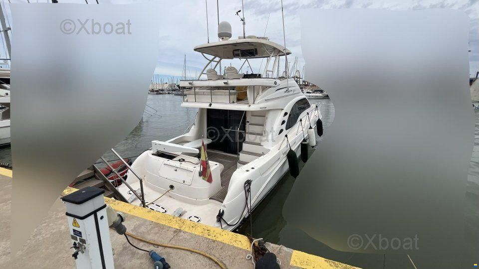 Sea Ray 580 SEDAN