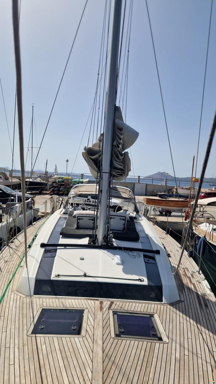 Beneteau Oceanis 55