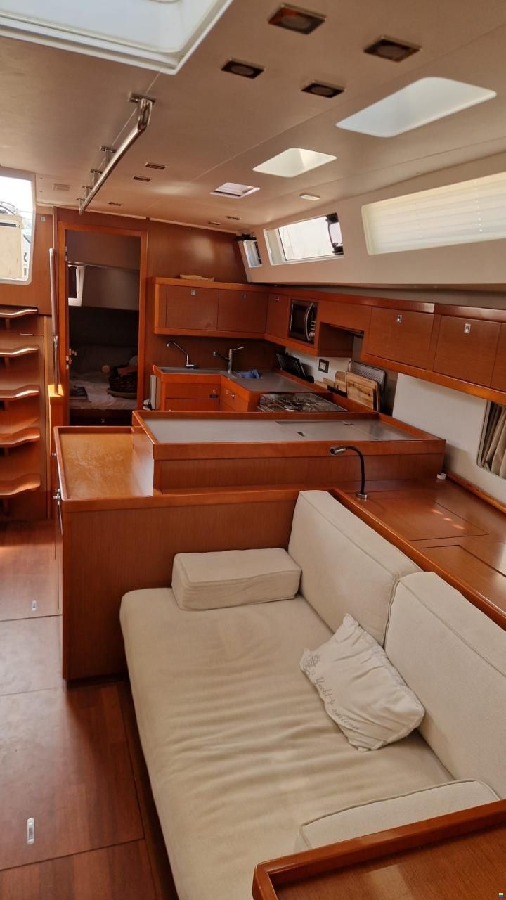 Beneteau Oceanis 55