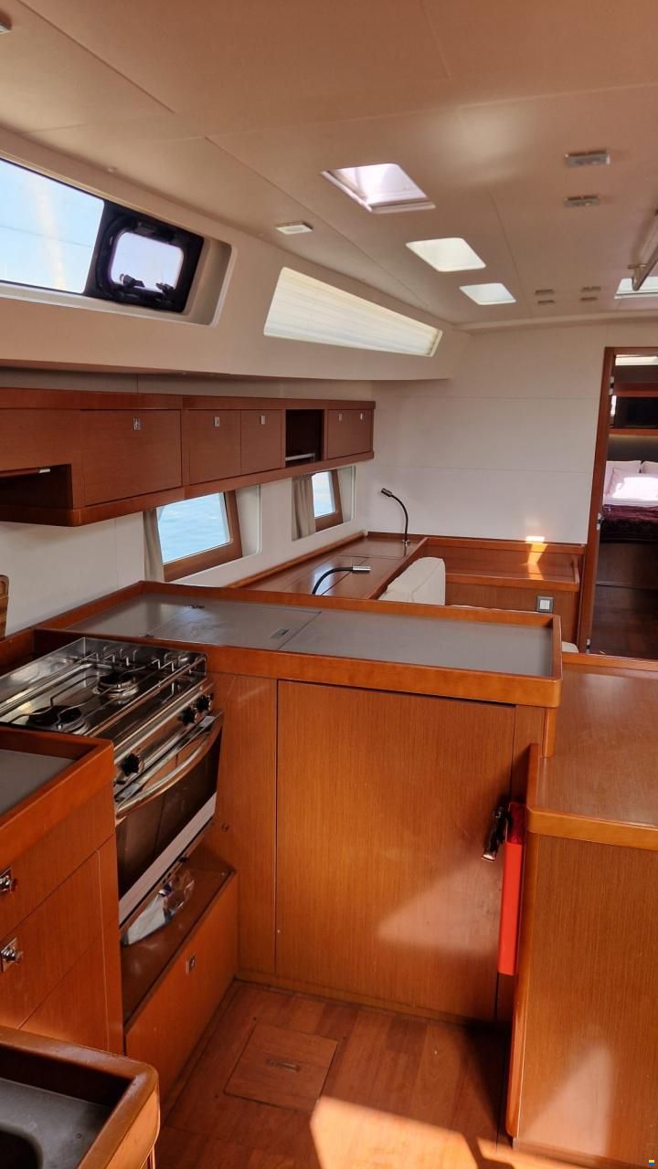 Beneteau Oceanis 55