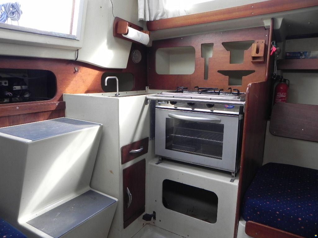 Standfast Loper 27