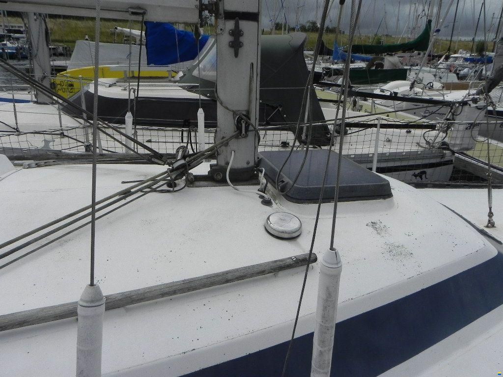Standfast Loper 27
