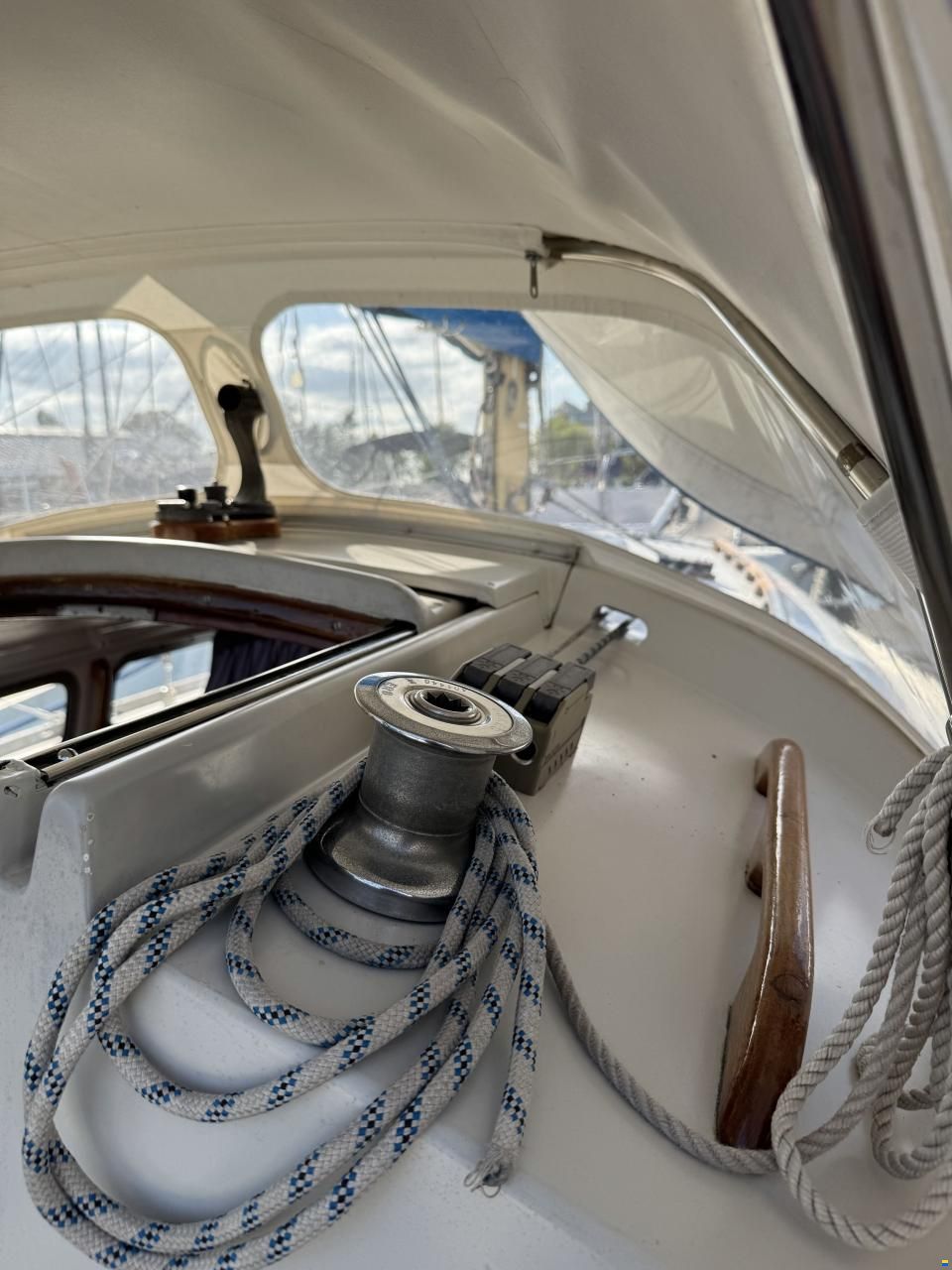 Spirit 28