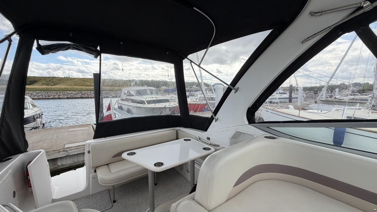 Chaparral Signature 260