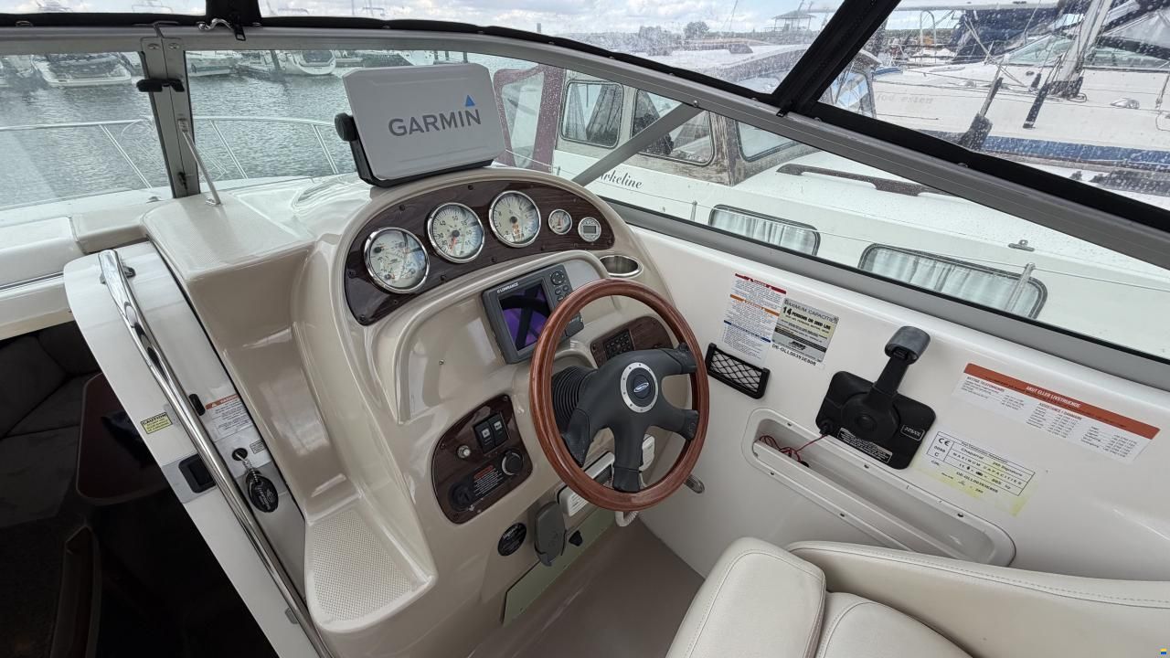 Chaparral Signature 260
