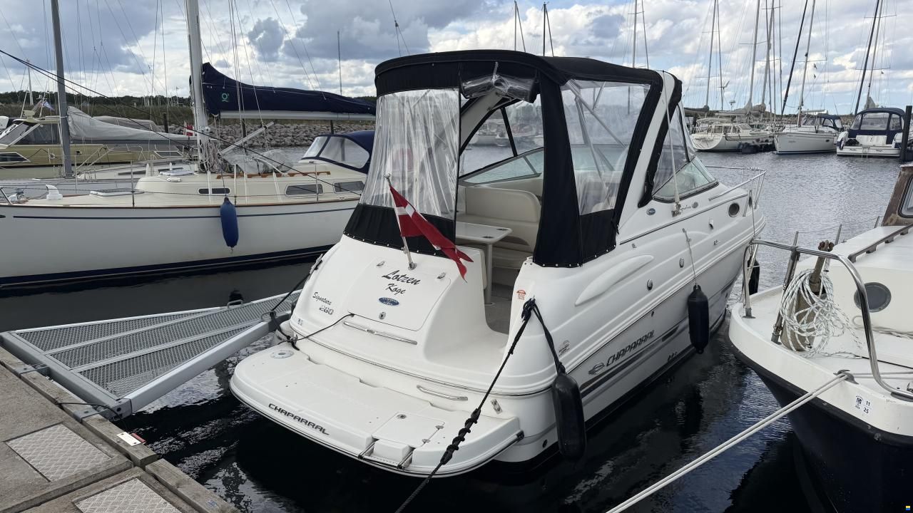 Chaparral Signature 260