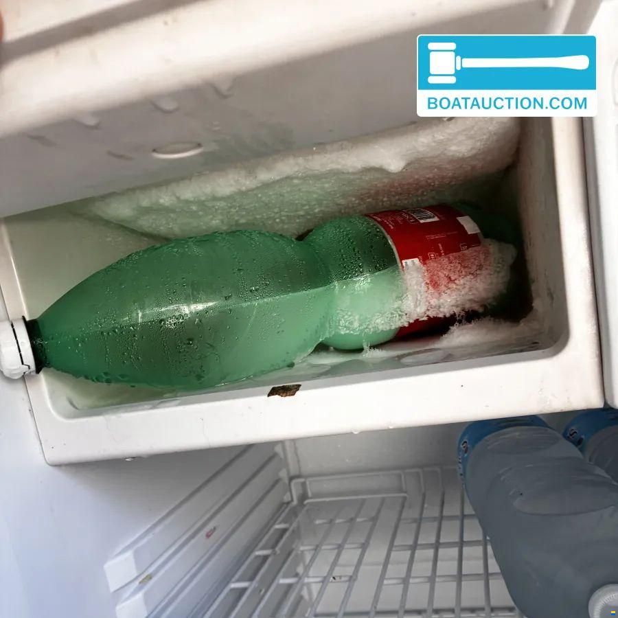 Hatteras 32 Sport Fly