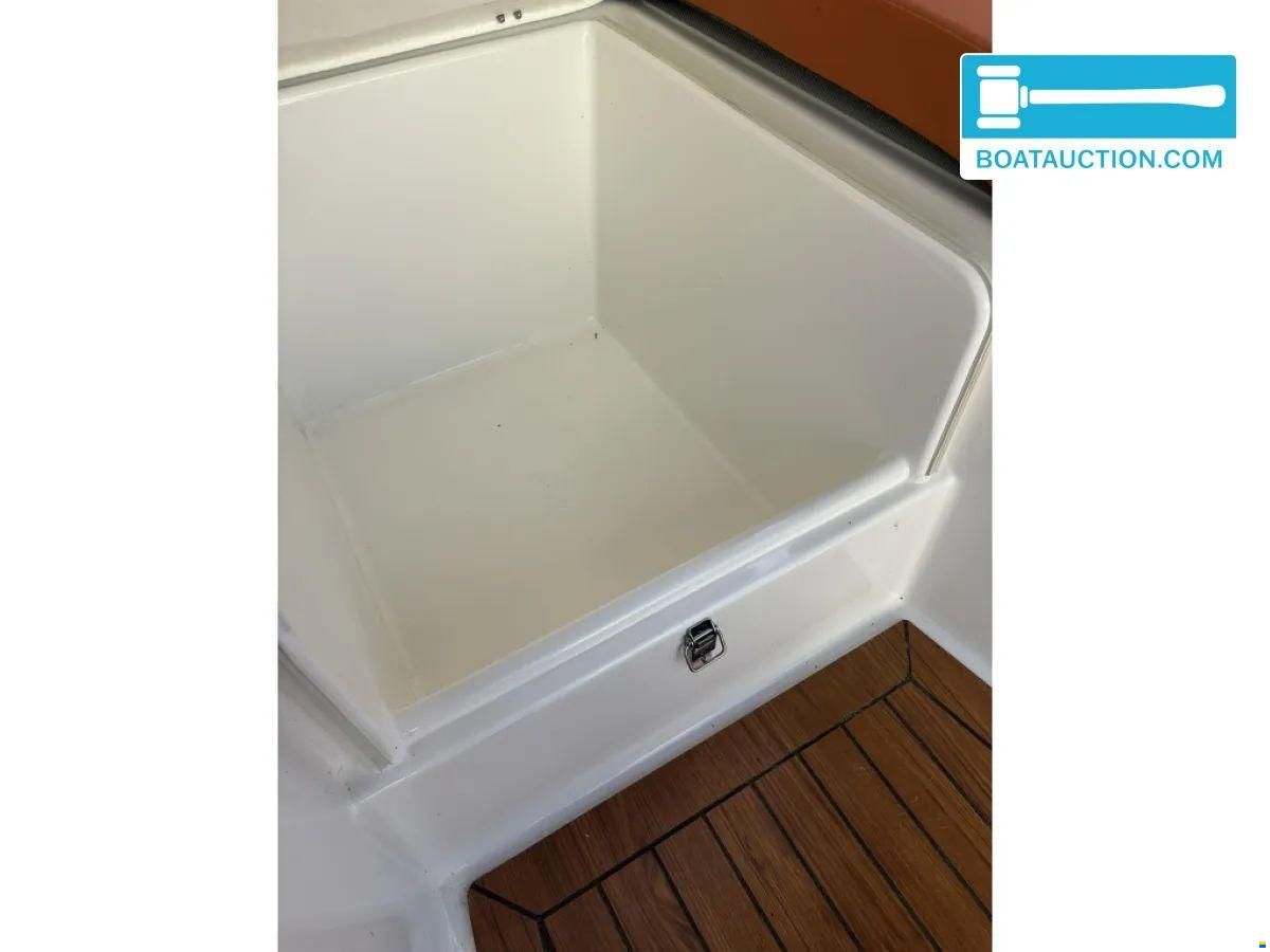 Maxima 600 Tender