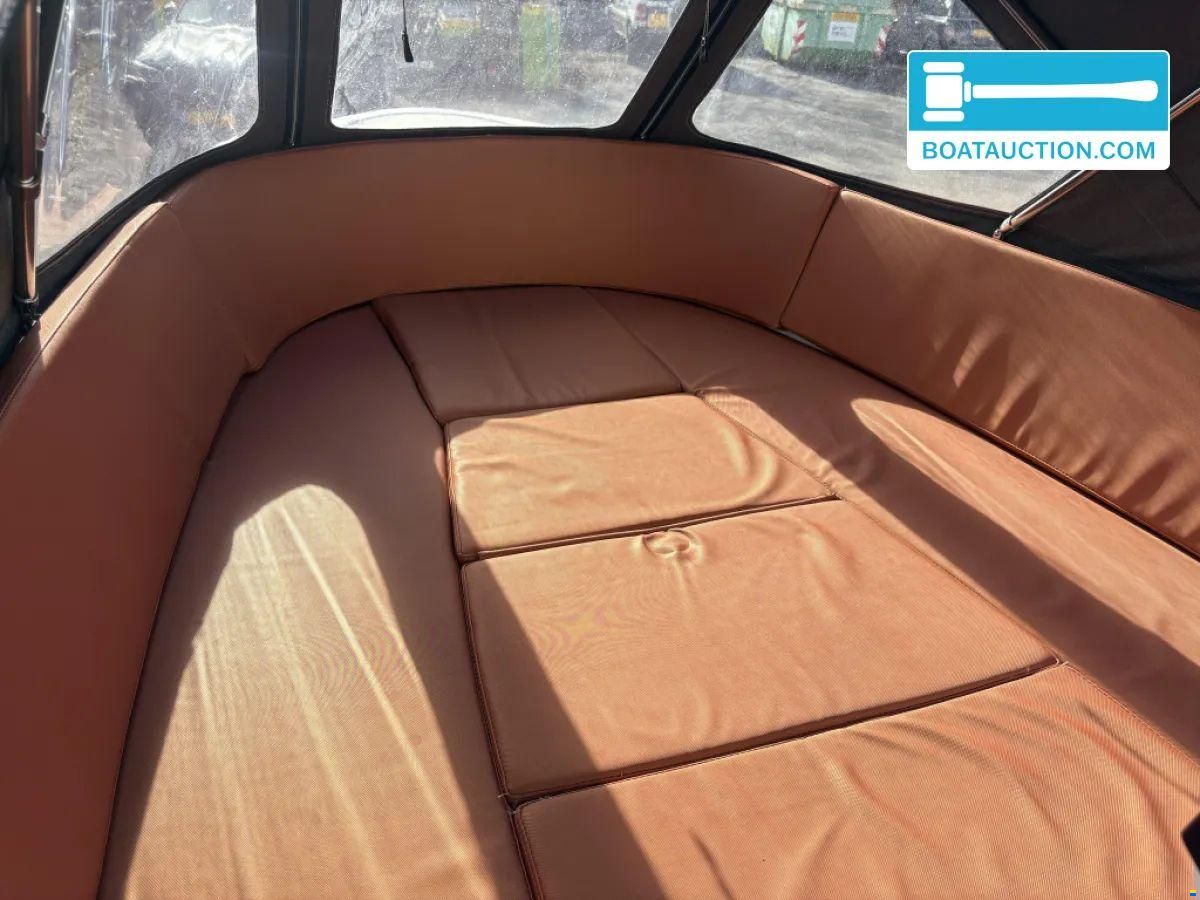 Maxima 600 Tender
