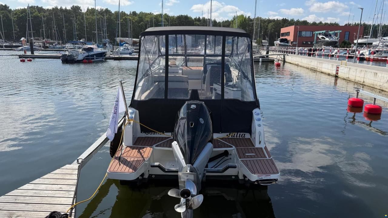 Uttern D77