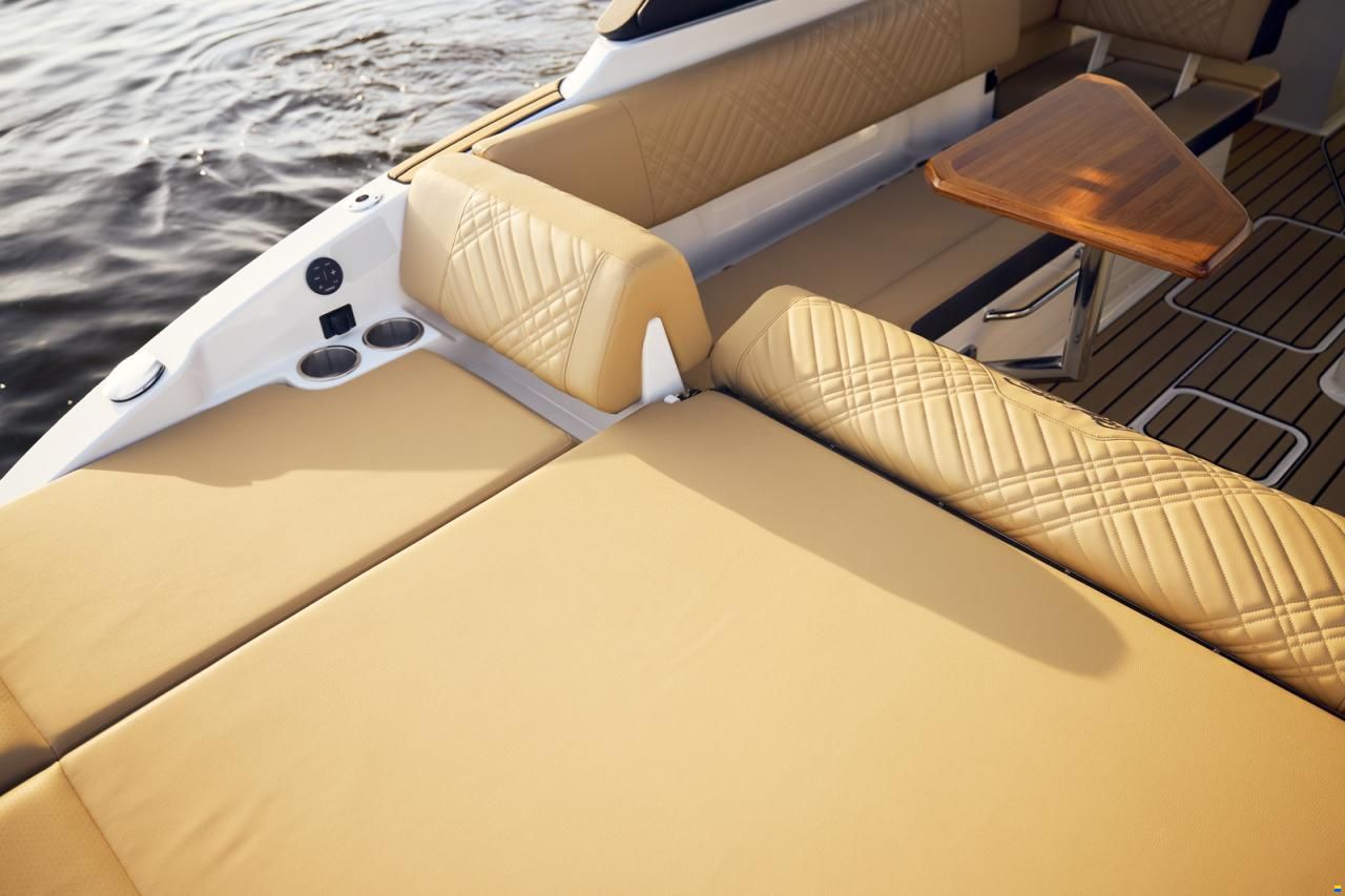 Sea Ray SDX 270 Surf