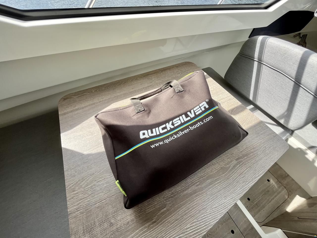 Quicksilver Activ 675 Weekend