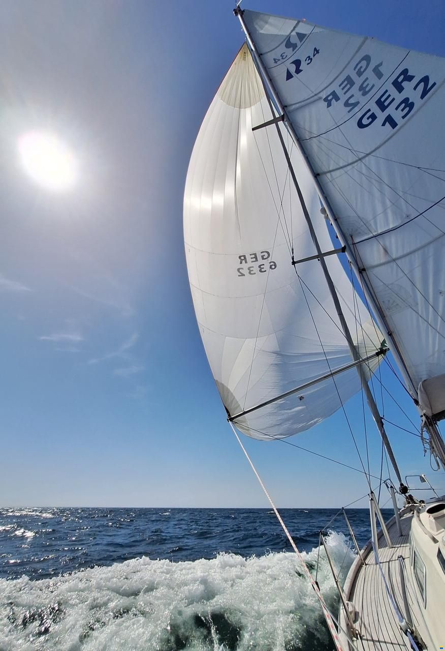 Hallberg-Rassy HR 34