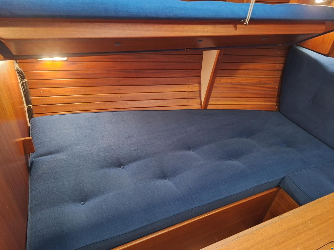 Hallberg-Rassy HR 34