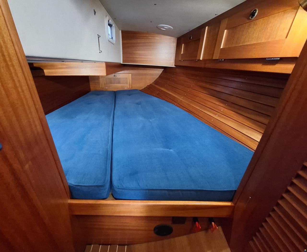 Hallberg-Rassy HR 34