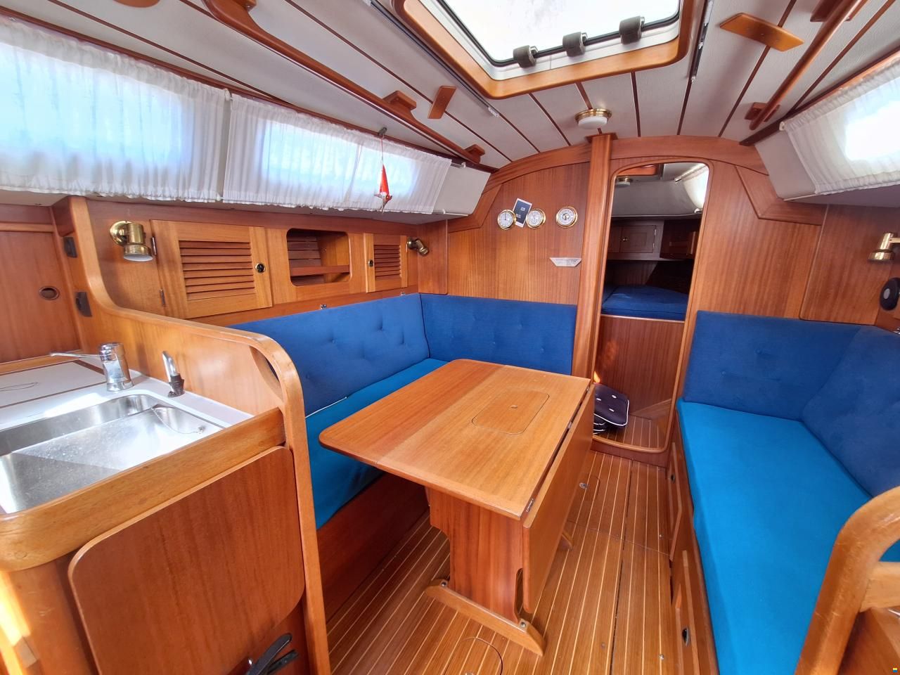 Hallberg-Rassy HR 34