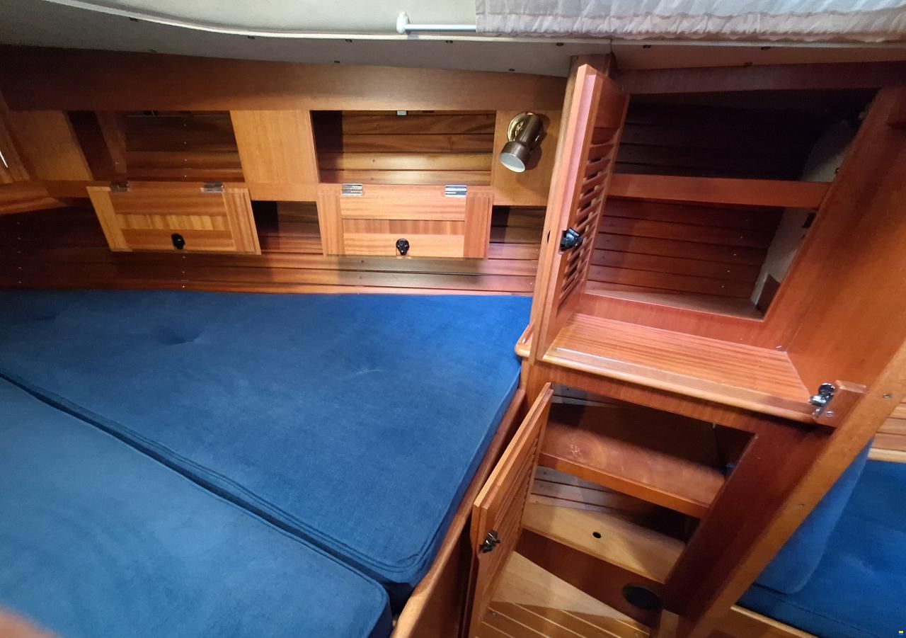 Hallberg-Rassy HR 34