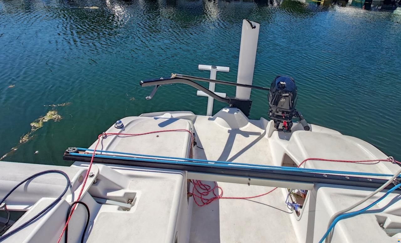 Corsair Yachts 750 Dash