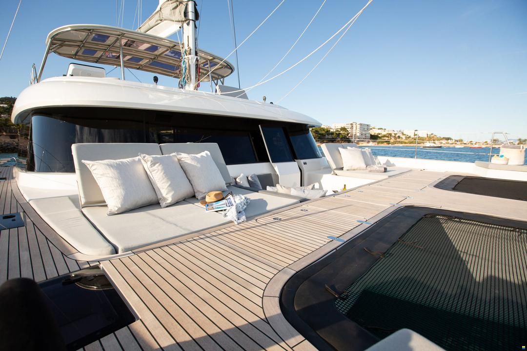 Sunreef 60 Sailing