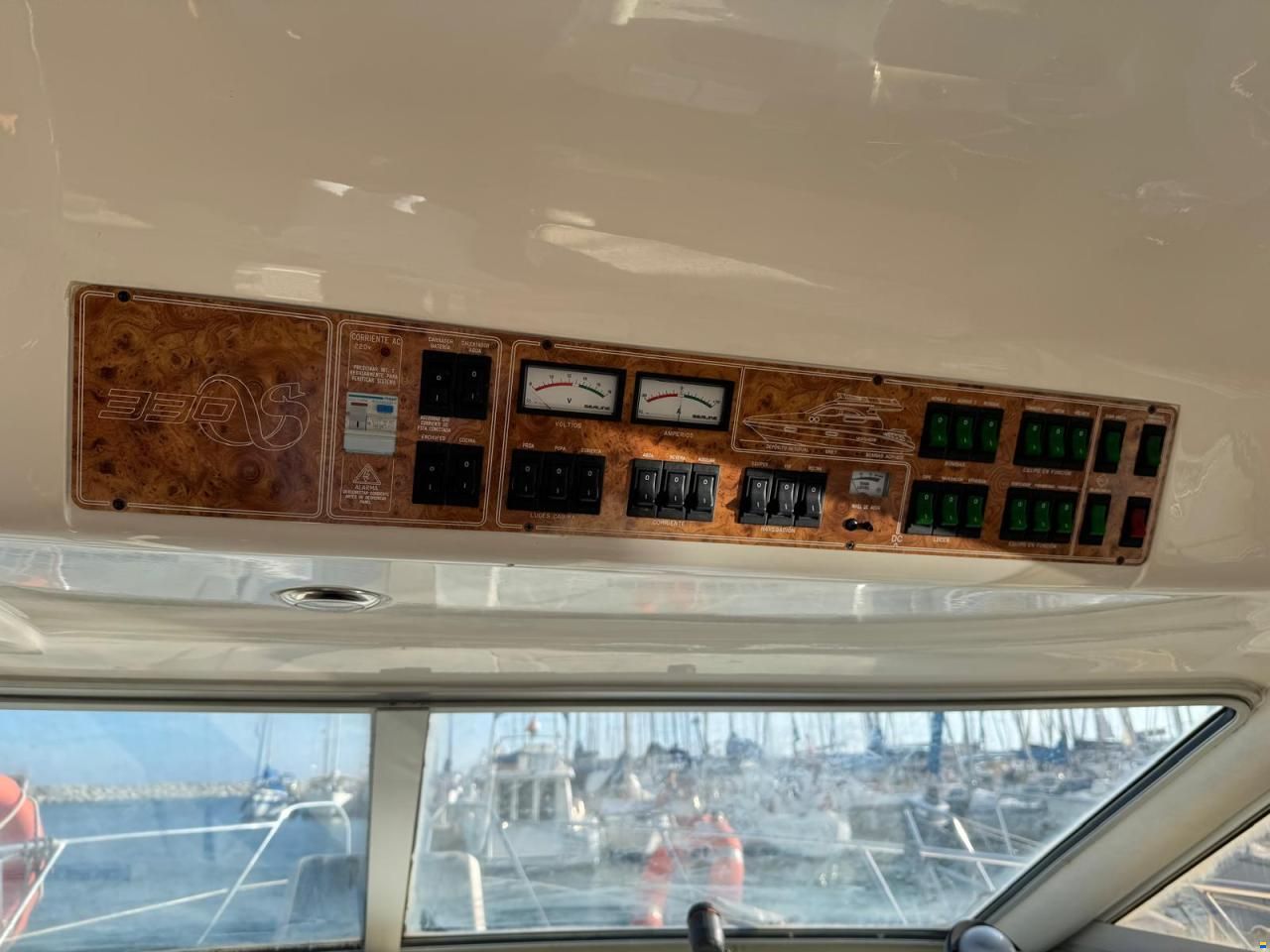 Sealine 330 Flybridge