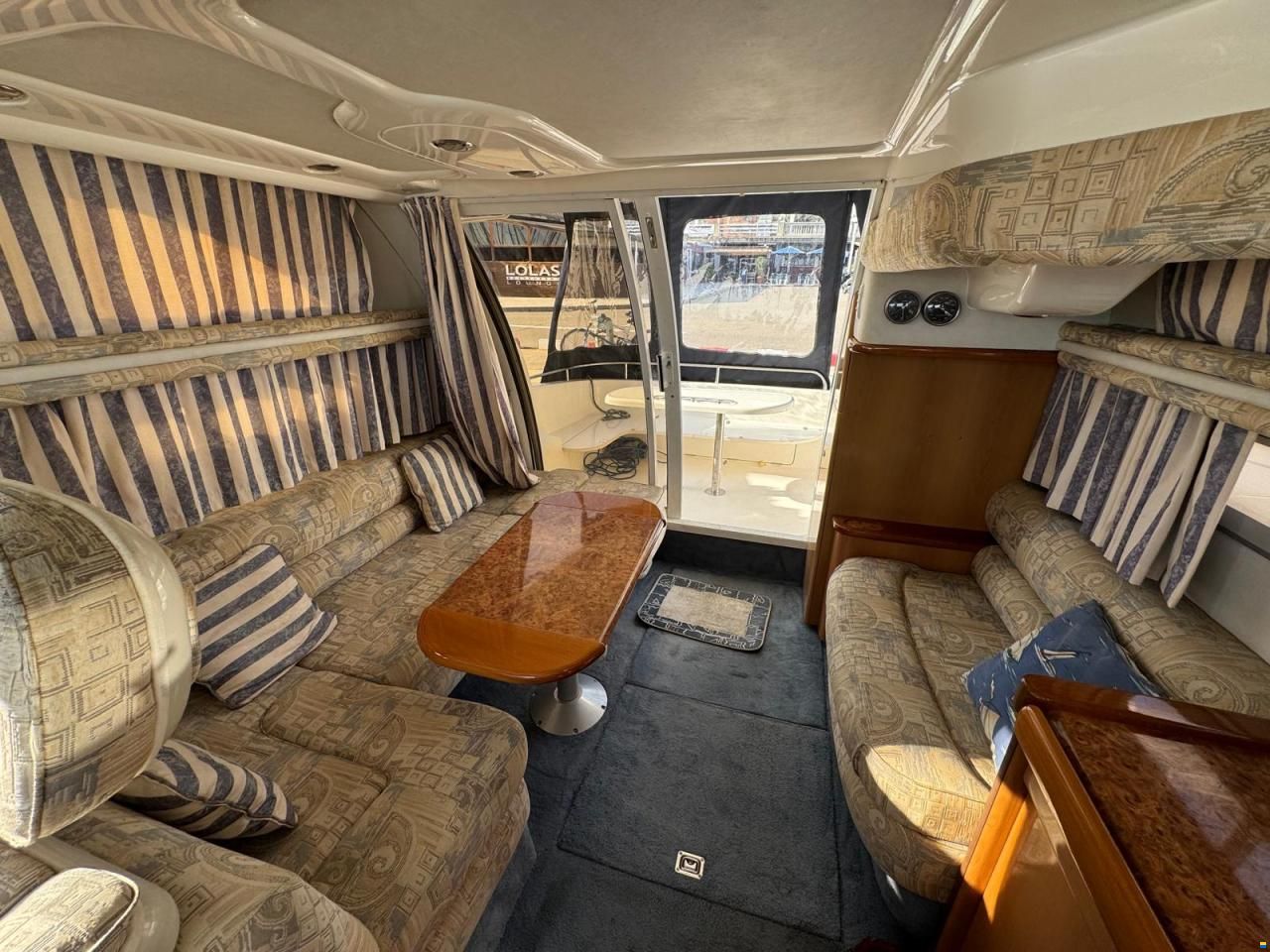 Sealine 330 Flybridge