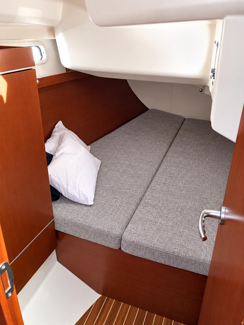 Hanse 385