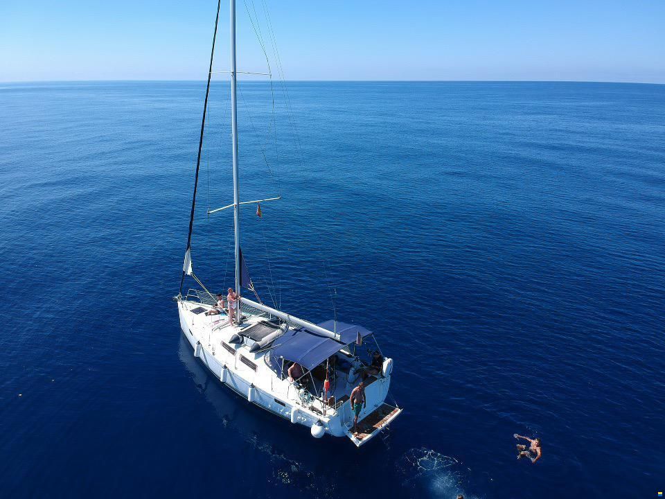 Hanse 385