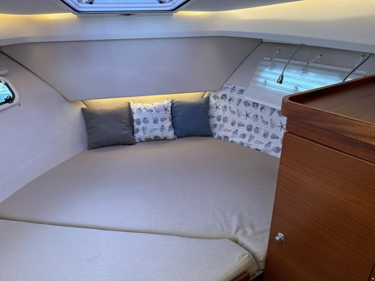 Nimbus 305