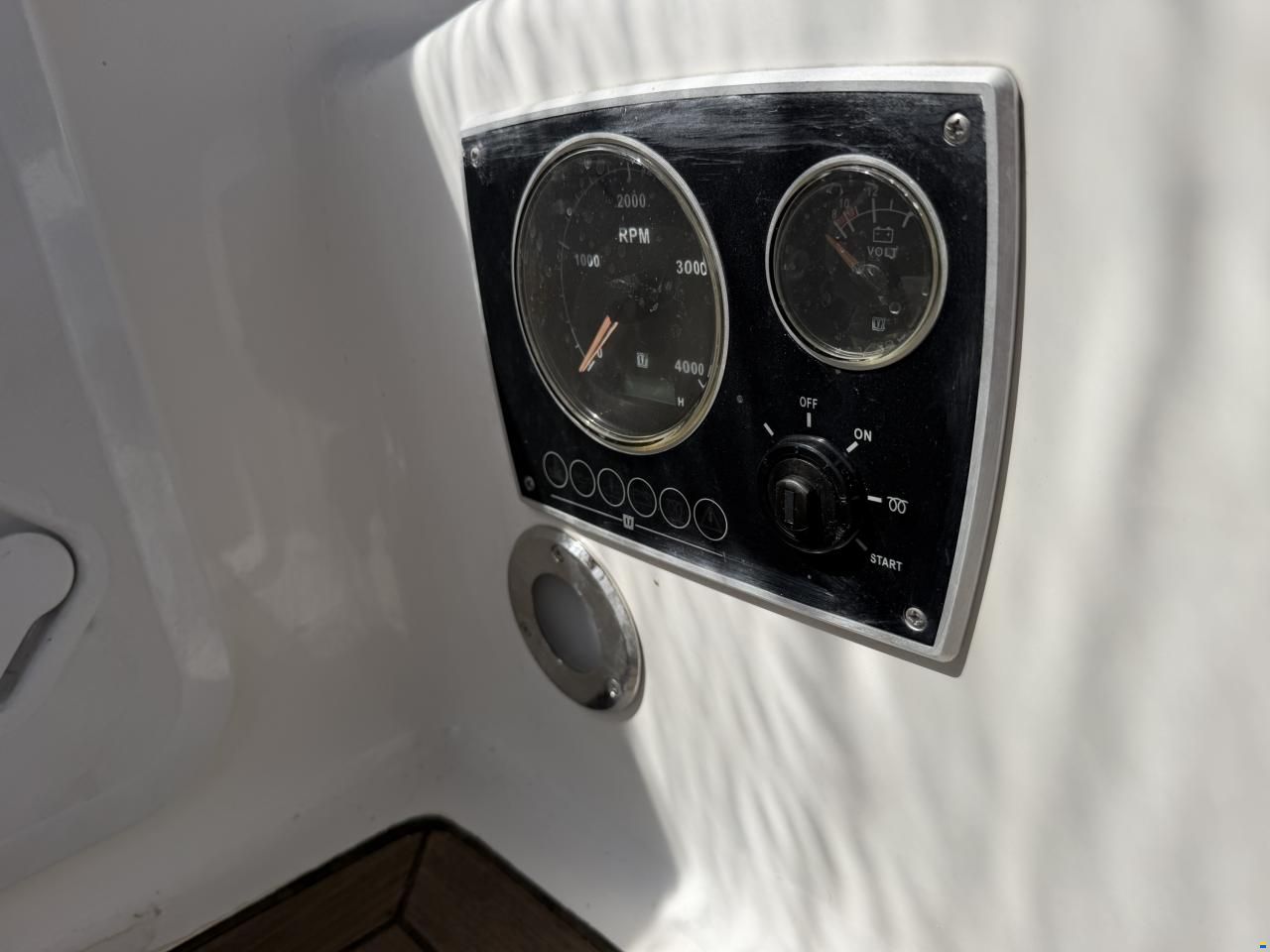 Solina Tango 33