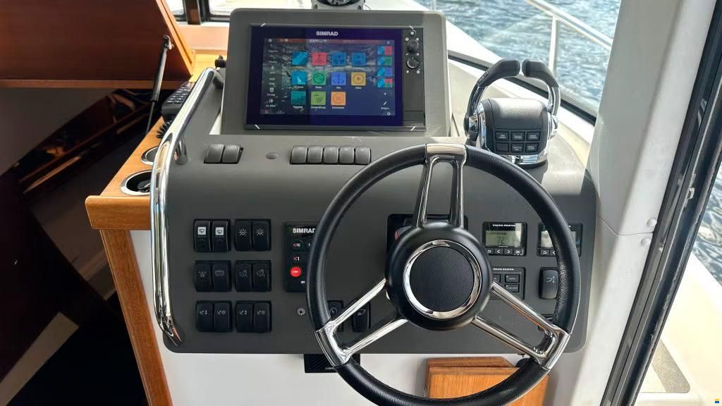 Paragon Yachts 31 Cabin