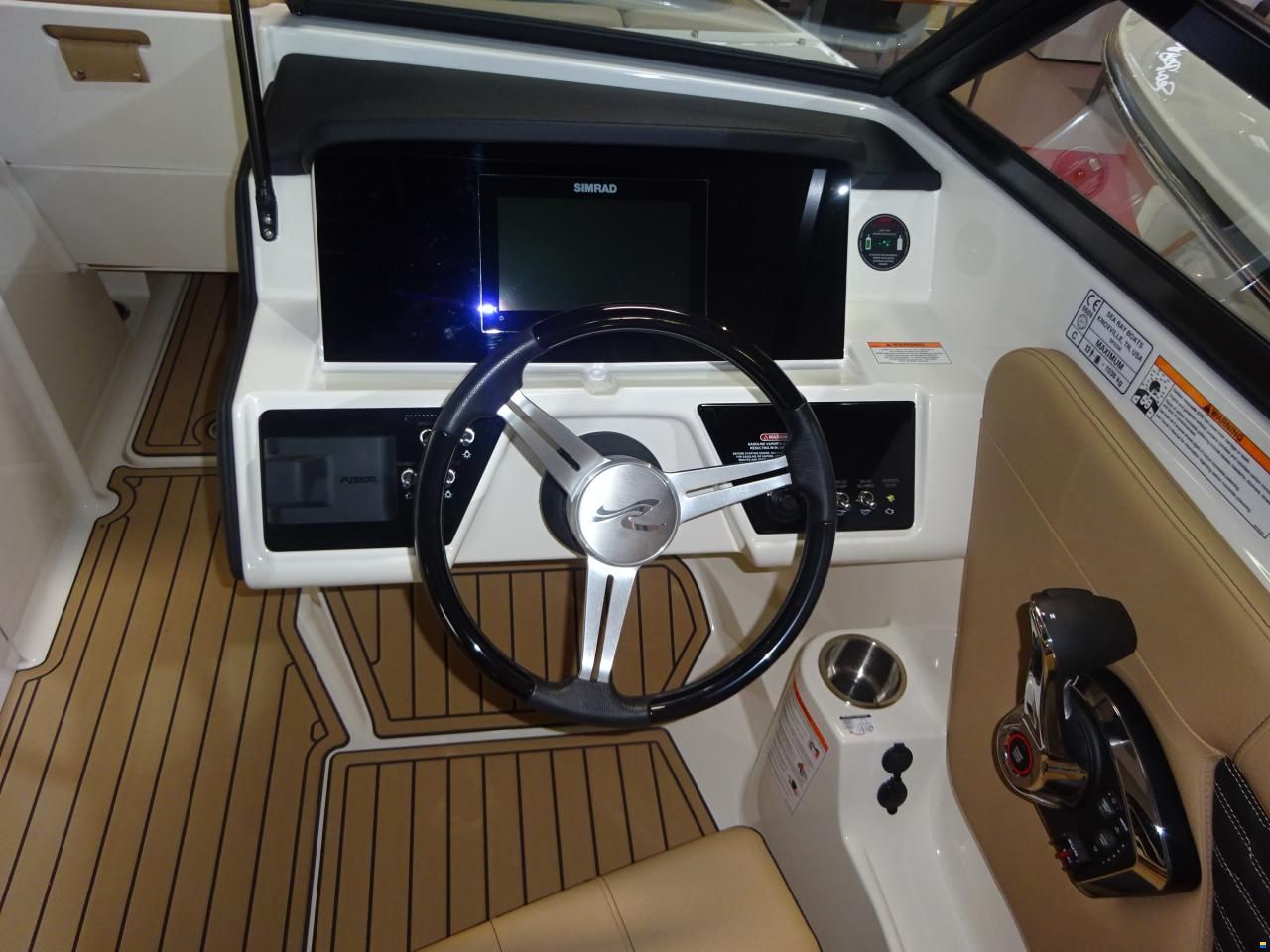 Sea Ray 230 SPXE