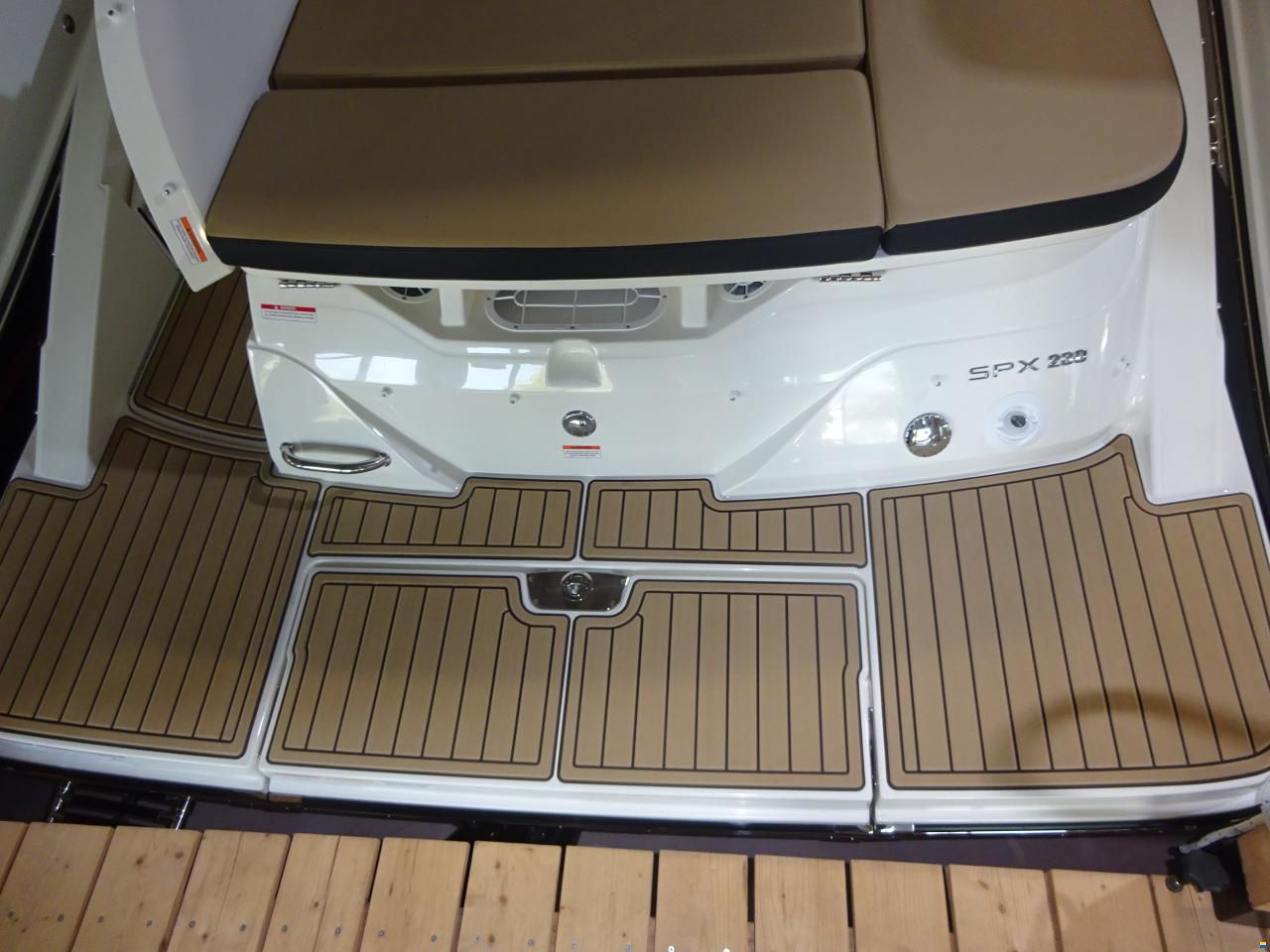 Sea Ray 230 SPXE