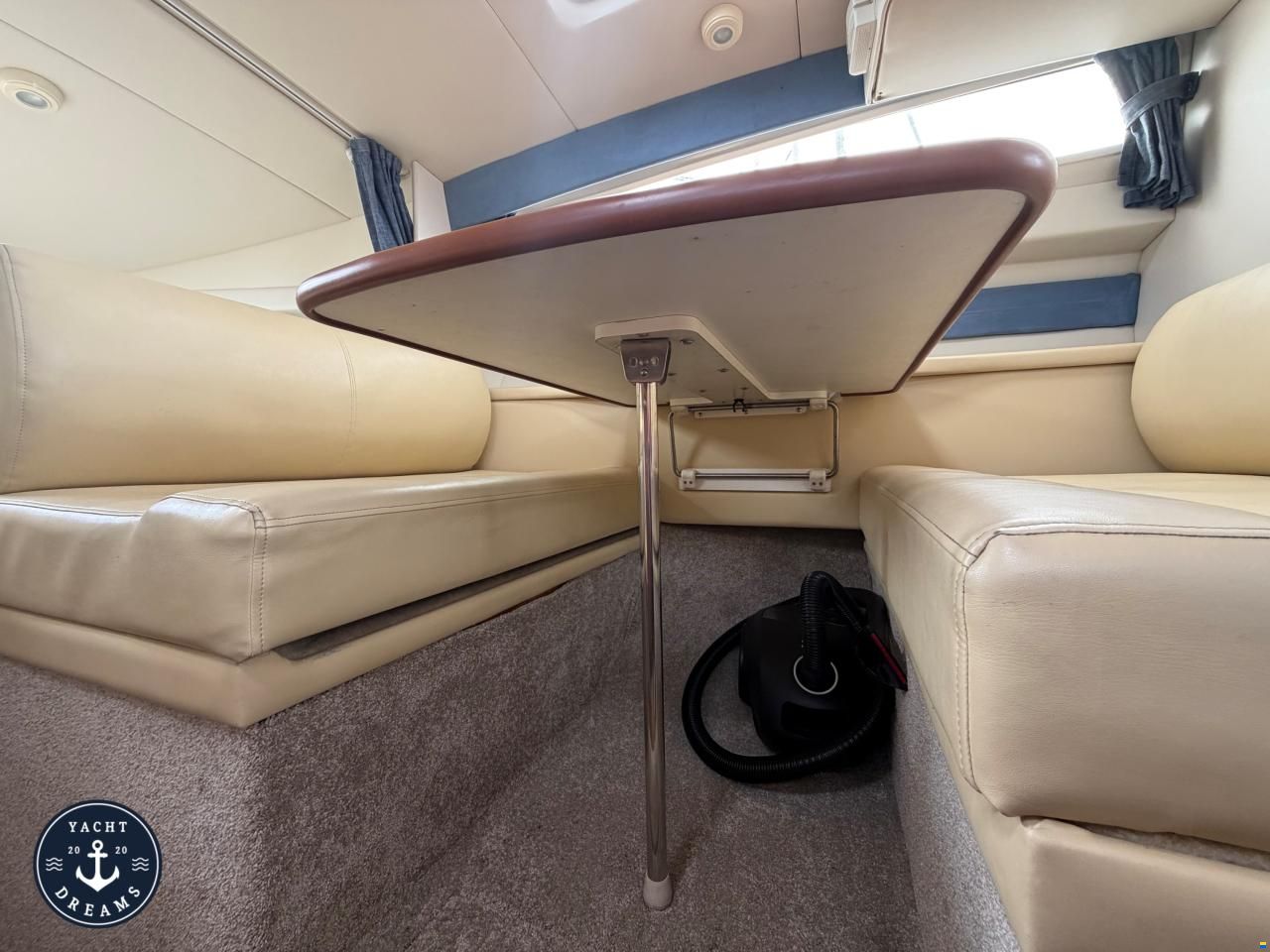 Bayliner 285