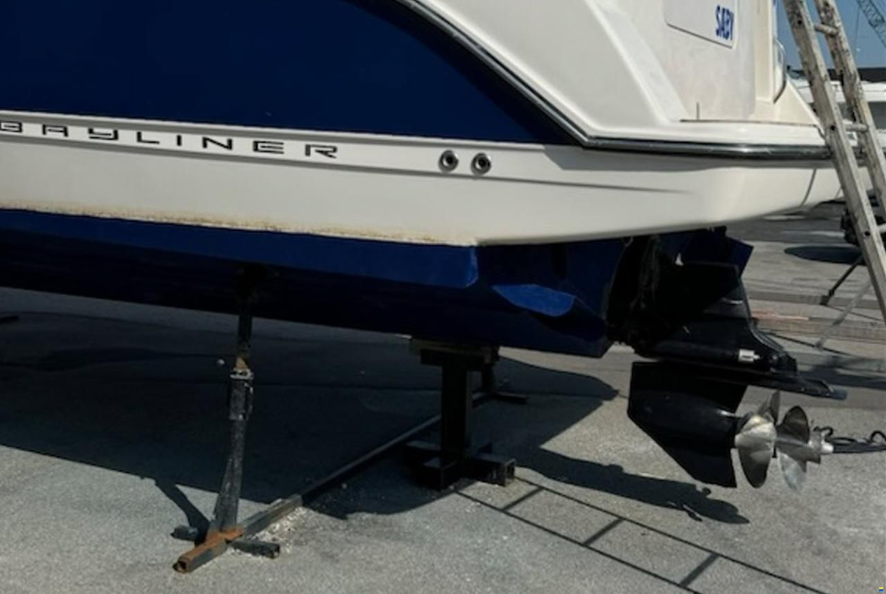Bayliner 285