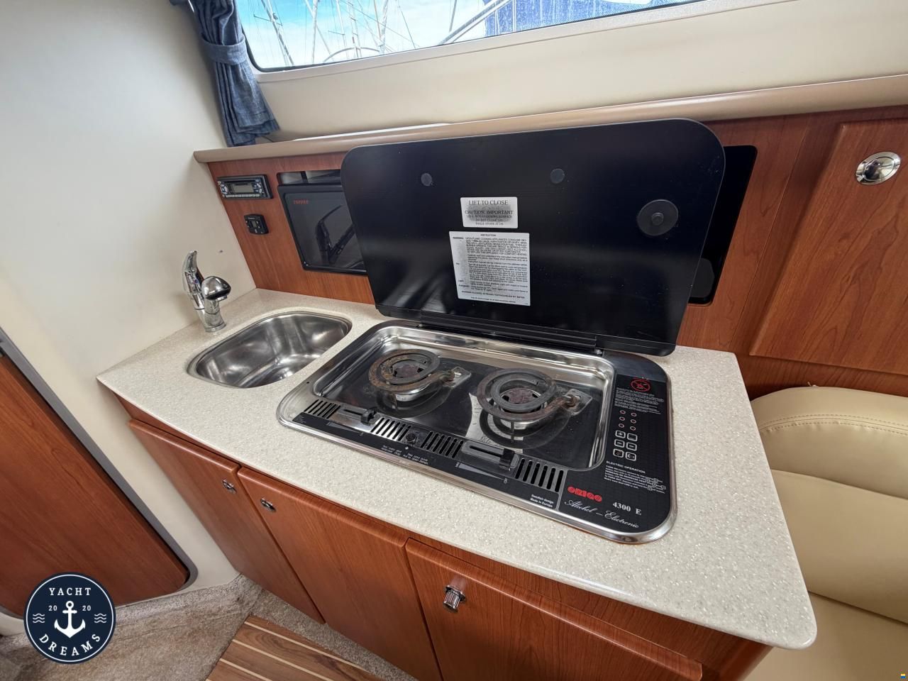 Bayliner 285