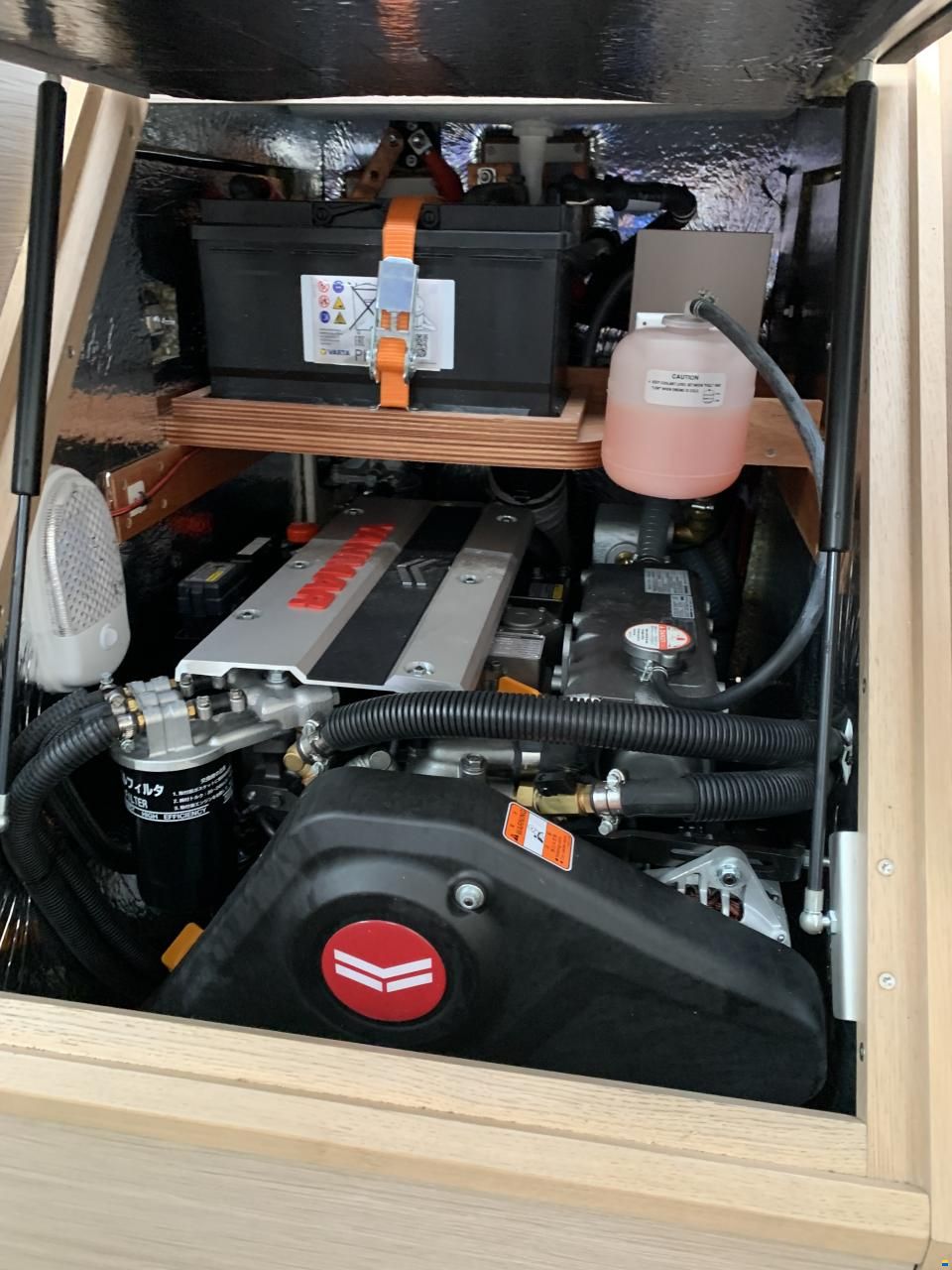 Hanse 418