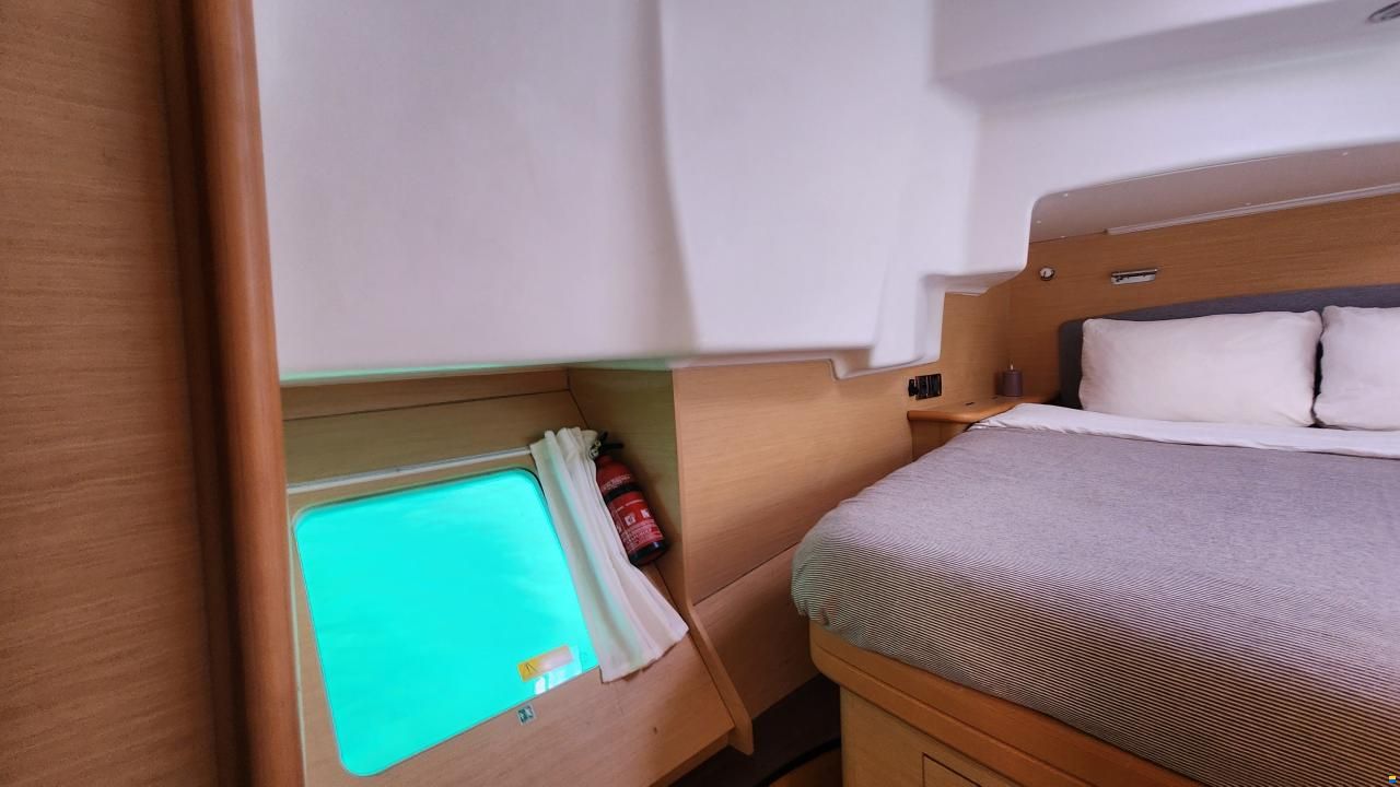 Lagoon 440