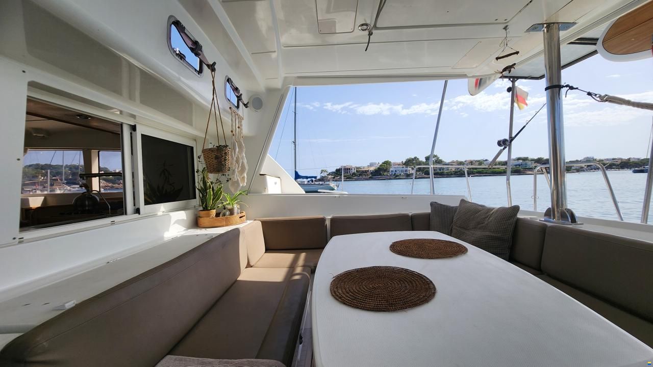 Lagoon 440