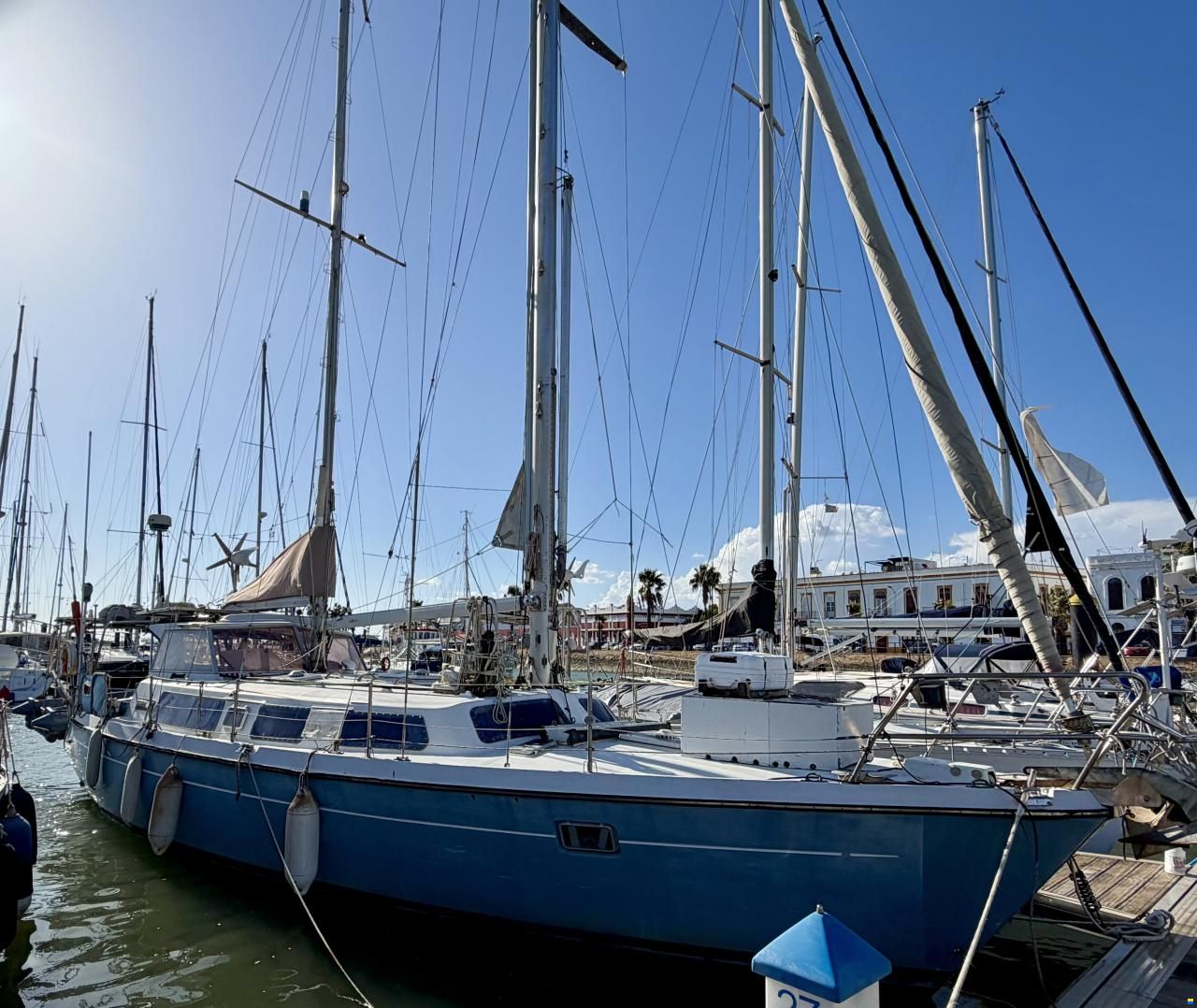 Kirie Ketch Fifty 40