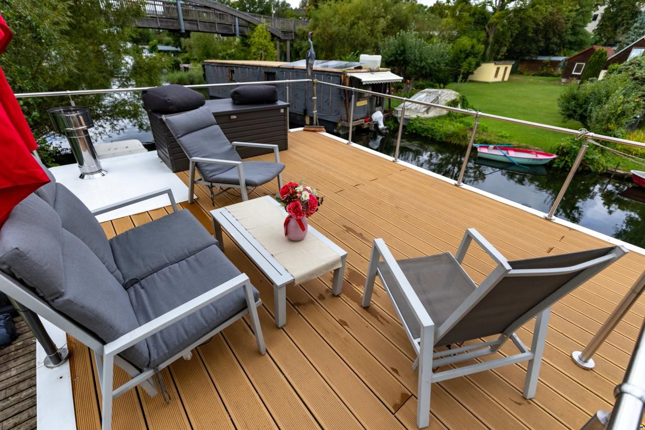 Hausboot 11000x4300 Lux Edition