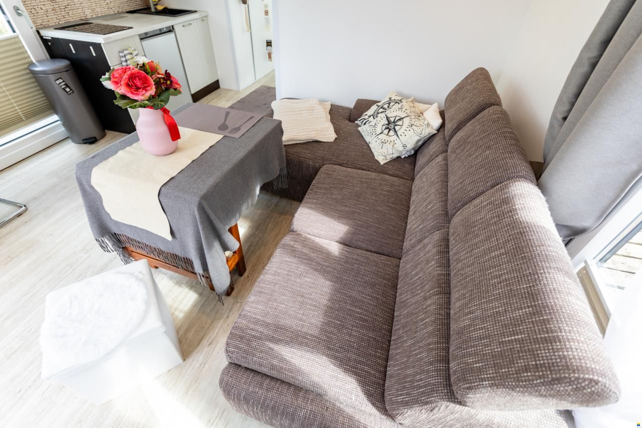 Hausboot 11000x4300 Lux Edition