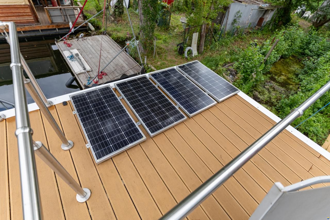 Hausboot 11000x4300 Lux Edition