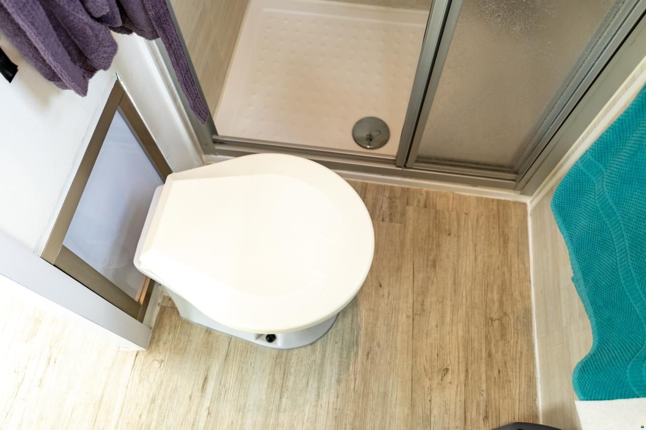 Hausboot 11000x4300 Lux Edition