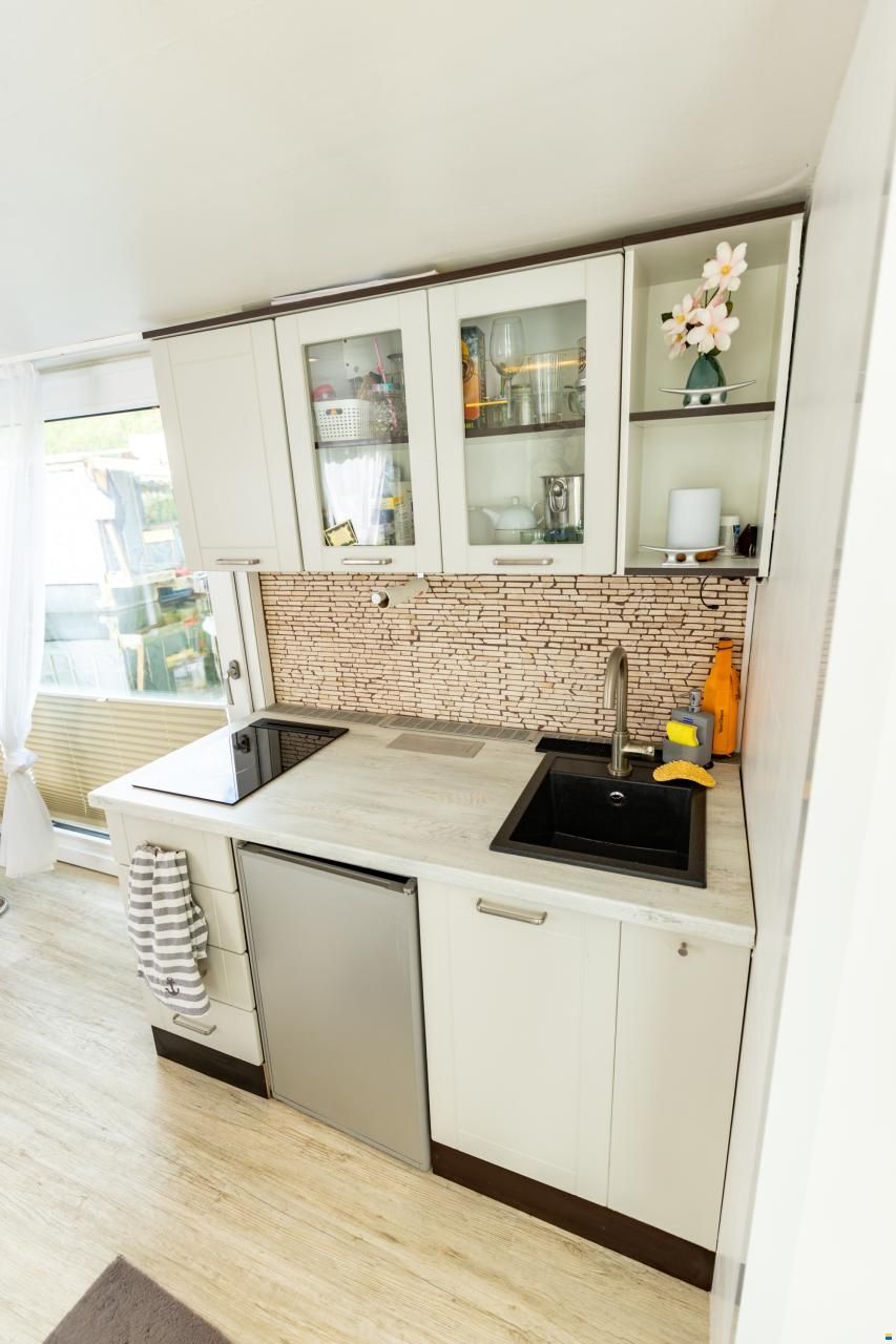 Hausboot 11000x4300 Lux Edition
